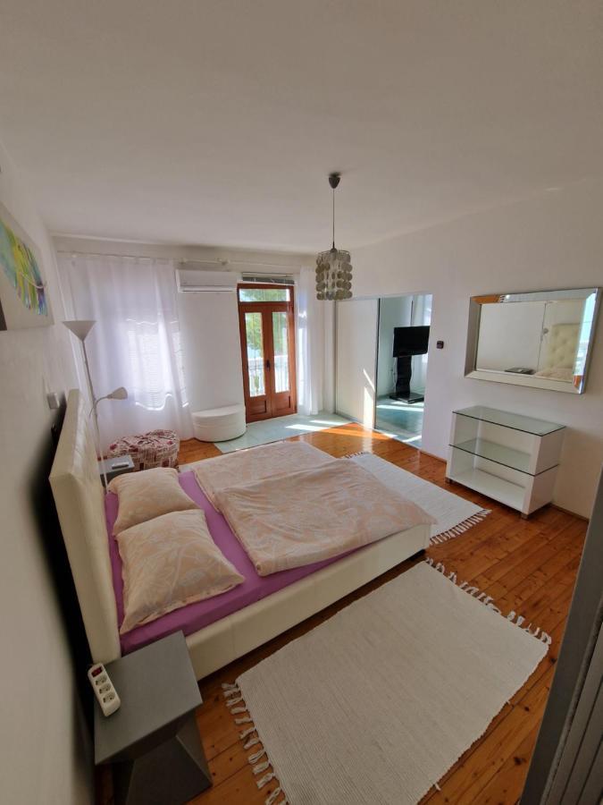 Villa Cvetic Selce Exterior photo